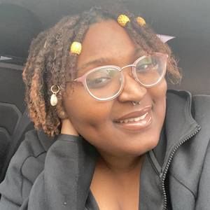 Meet your Posher, Deonna